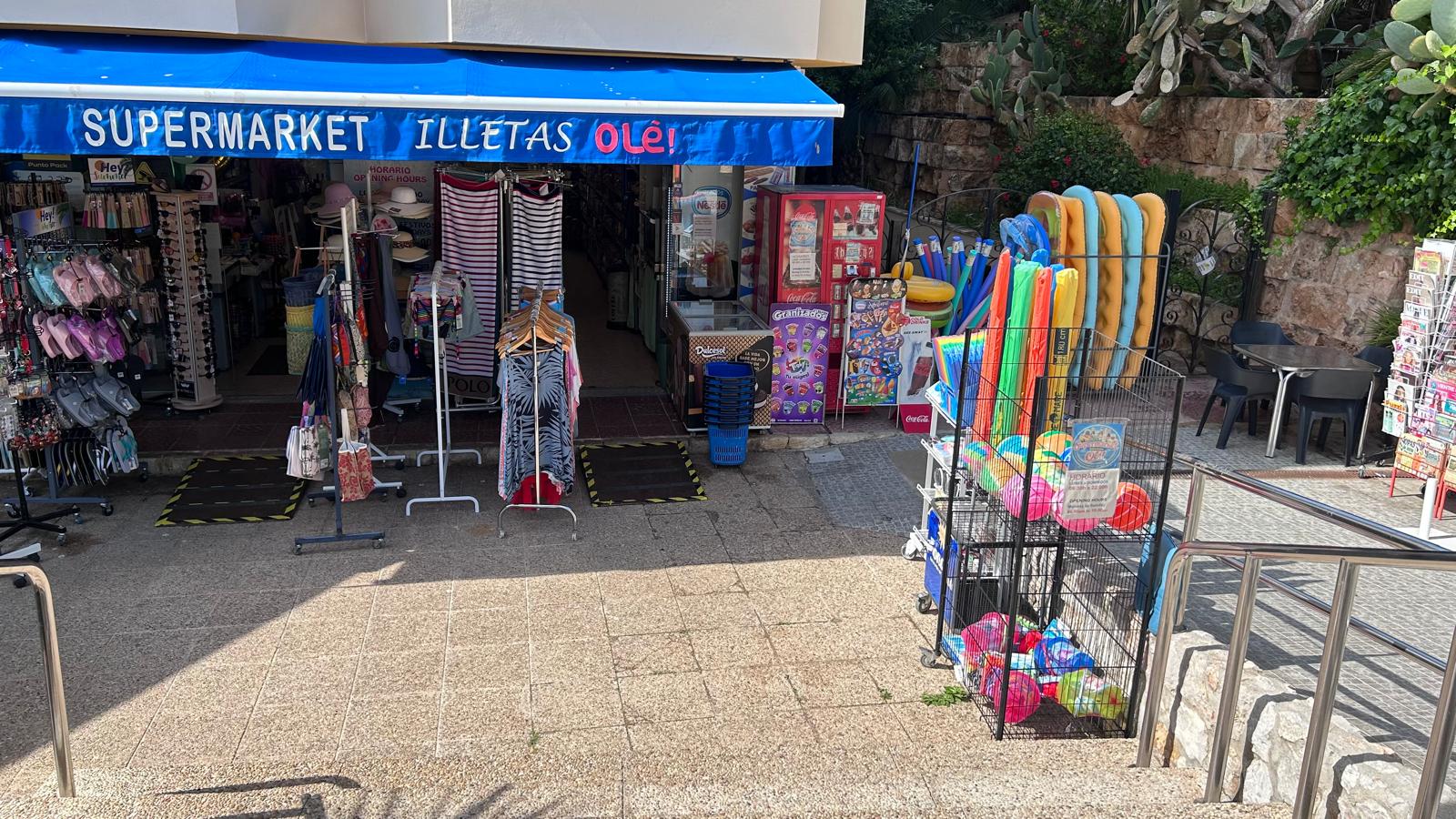 Fachada Supermarket Illetas Olé